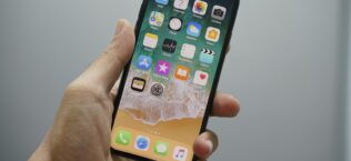 iPhone ASCII Art Layout